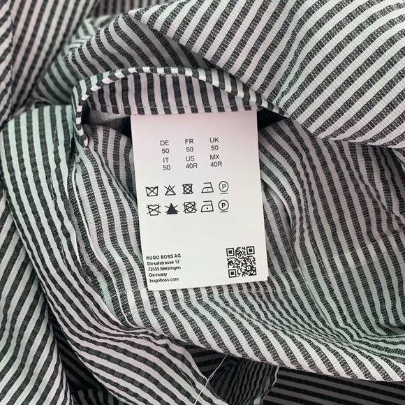 Hugo Boss pinstripe lightweight blazer. - Picture 5 of 6